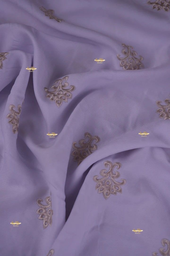 Laine Brodée Motif Arabesque