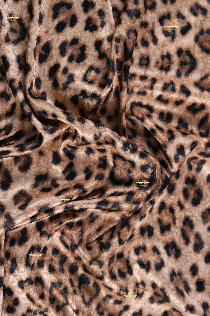 Satin Jacquard Fauve Élégant