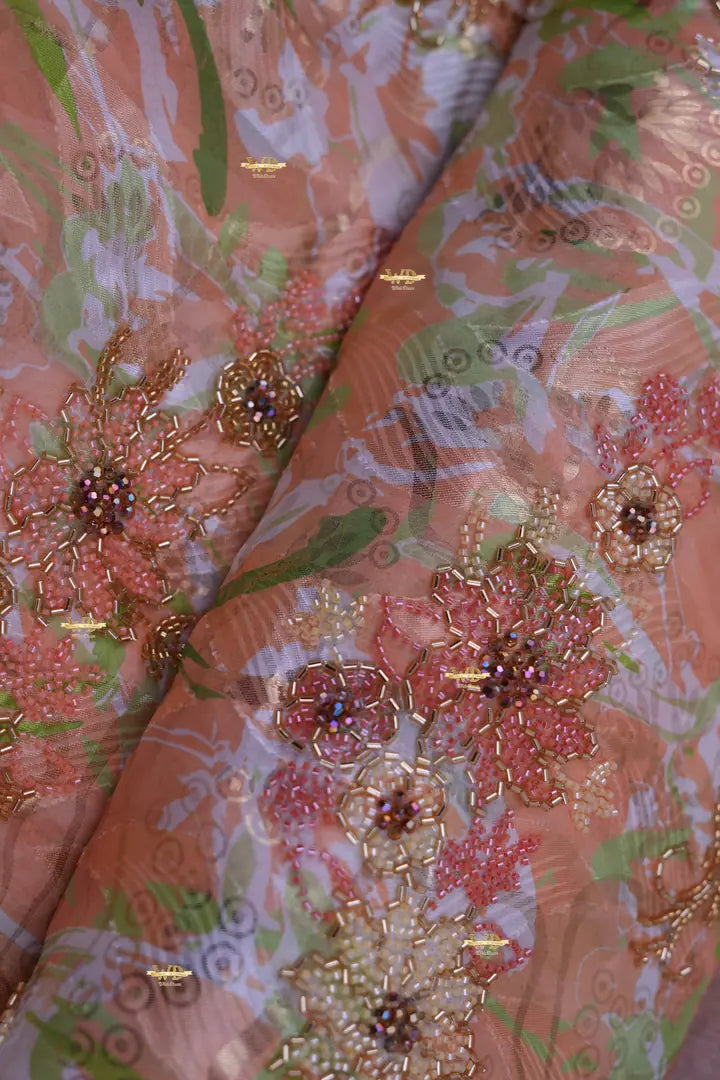 Organza Imprimé et Perlé